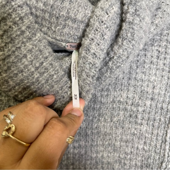 Free People Sidewinder 100% Wool Sweater Oversized Cowl Neck Grey Sz M - Picture 9 of 13